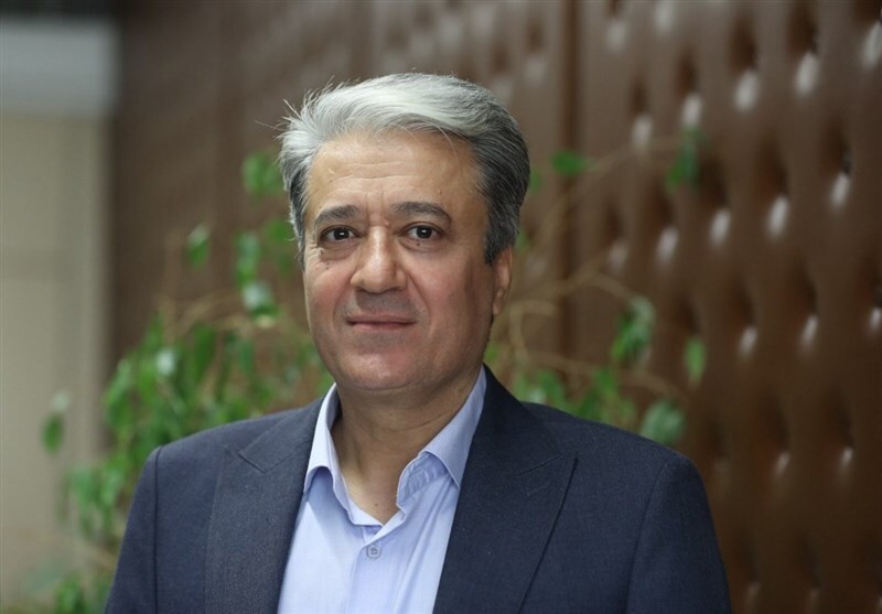 مهدی مبینی، از مدیران وزارت ورزش، بر اثر عارضه قلبی درگذشت