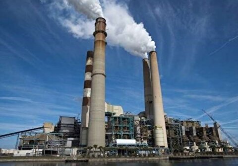 محیطزیست: سوخت مصرفی نیروگاه ری بیش از ۱۲۰ برابر حد مجاز، سولفور دارد/ میزان انتشار دیاکسید گوگرد و ذرات معلق ریز آن، به شدت سلامت مردم جنوب تهران، شهر ری، باقرشهر و کهریزک را تهدید میکند/ ری از نظر میزان گوگرد، یکی از آلودهترین منابع ثابت در جنوب پایتخت محسوب میشود