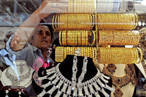 خبرگزاری دولت: دلار آمریکا ۱۲۰ هزار و ۶۰۰ تومان / ثبت رکوردهای جدید در بازار طلا؛ هر گرم طلای ۱۸ عیار، ۱۲ میلیون و ۲۳۸ هزار تومان شد، سکه طرح جدید هم ۱۲۷ میلیون و ۴۰۰ هزار تومان