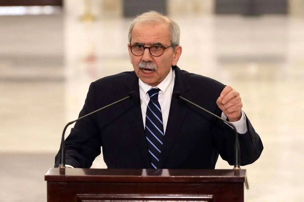 نخستوزیر لبنان: مذاکرات اقتصادی بخشی از روند عادیسازی با اسرائیل خواهد بود که باید پس از توافق صلح انجام شود/ آماده همکاری هستیم تا نگرانی آمریکا و فرانسه بابت انبارهای سلاح باقی مانده حزبالله رفع شود