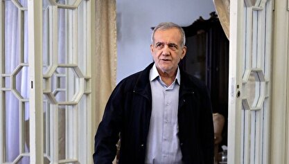 پزشکیان: میدانید چرا ما تورم داریم؟ برای اینکه هر کسی آمده برای آن پست درست کردیم و تا دلتان بخواهد ۲ تا ۳ برابر نیرو در ساختار اداری اضافی داریم