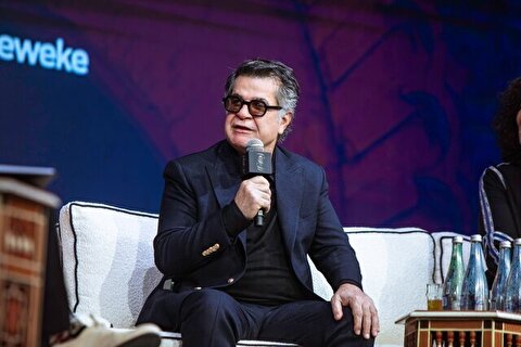 جعفر پناهی: بعد از اسکار به ایران برمی‌گردم / نمی‌خواهم در هیچ کجای دیگر به عنوان پناهنده زندگی کنم /  انتخاب خود را کرده‌ام، می‌دانم فیلم‌های من دولت را خوشحال نمی‌کند اما این دلیل نمی‌شود که به کشورم برنگردم