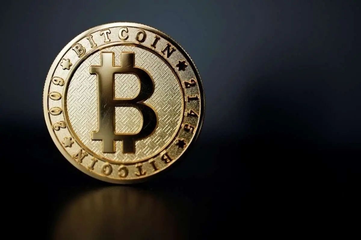 قیمت بیت کوین، امروز شنبه ۱۵ آذر ۱۴۰۴