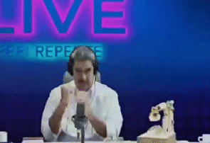 ببینید / رقص مادورو میان صحبت از تنش با آمریکا